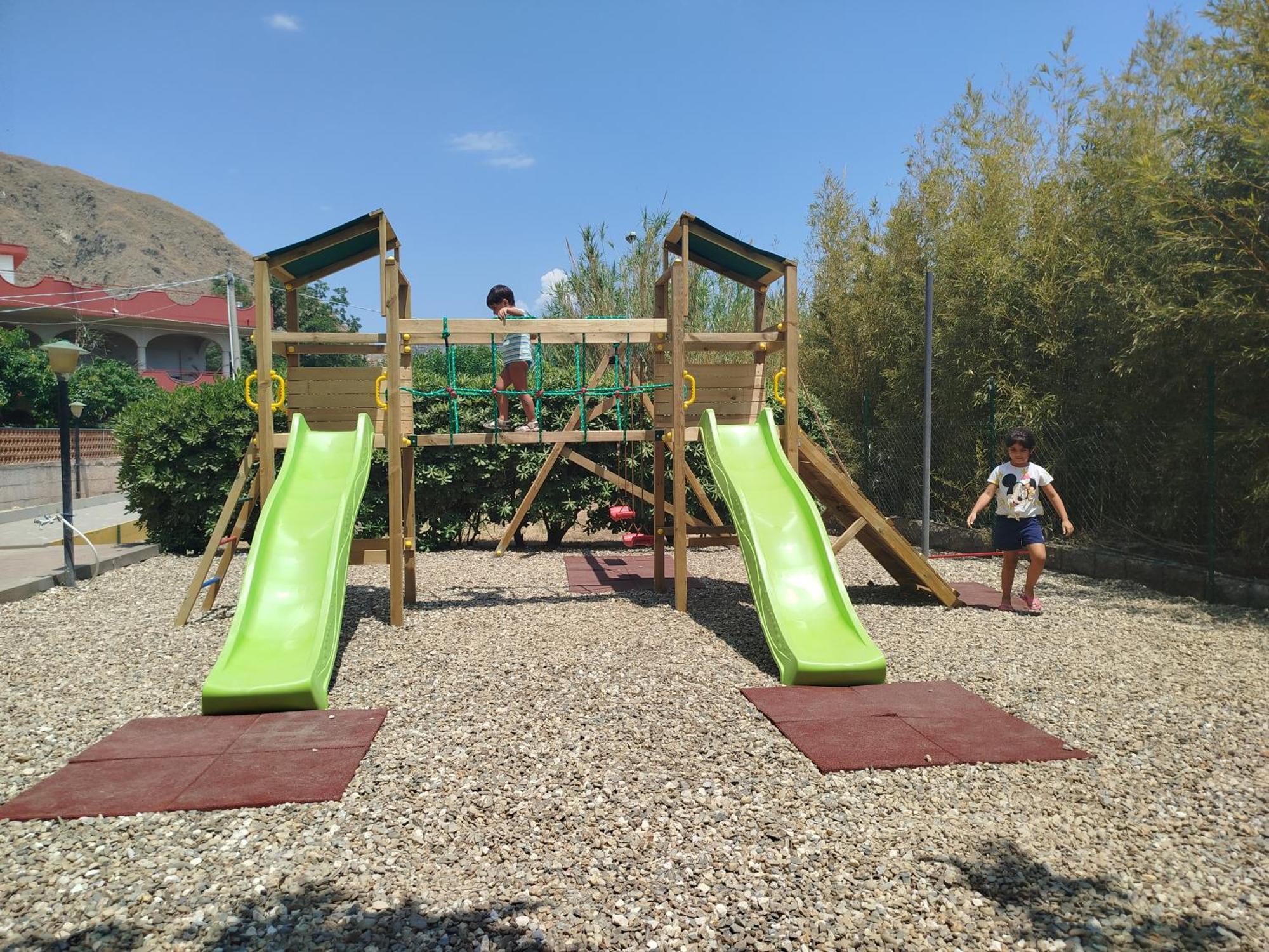 קלטביאנו Bouganville Residence מראה חיצוני תמונה