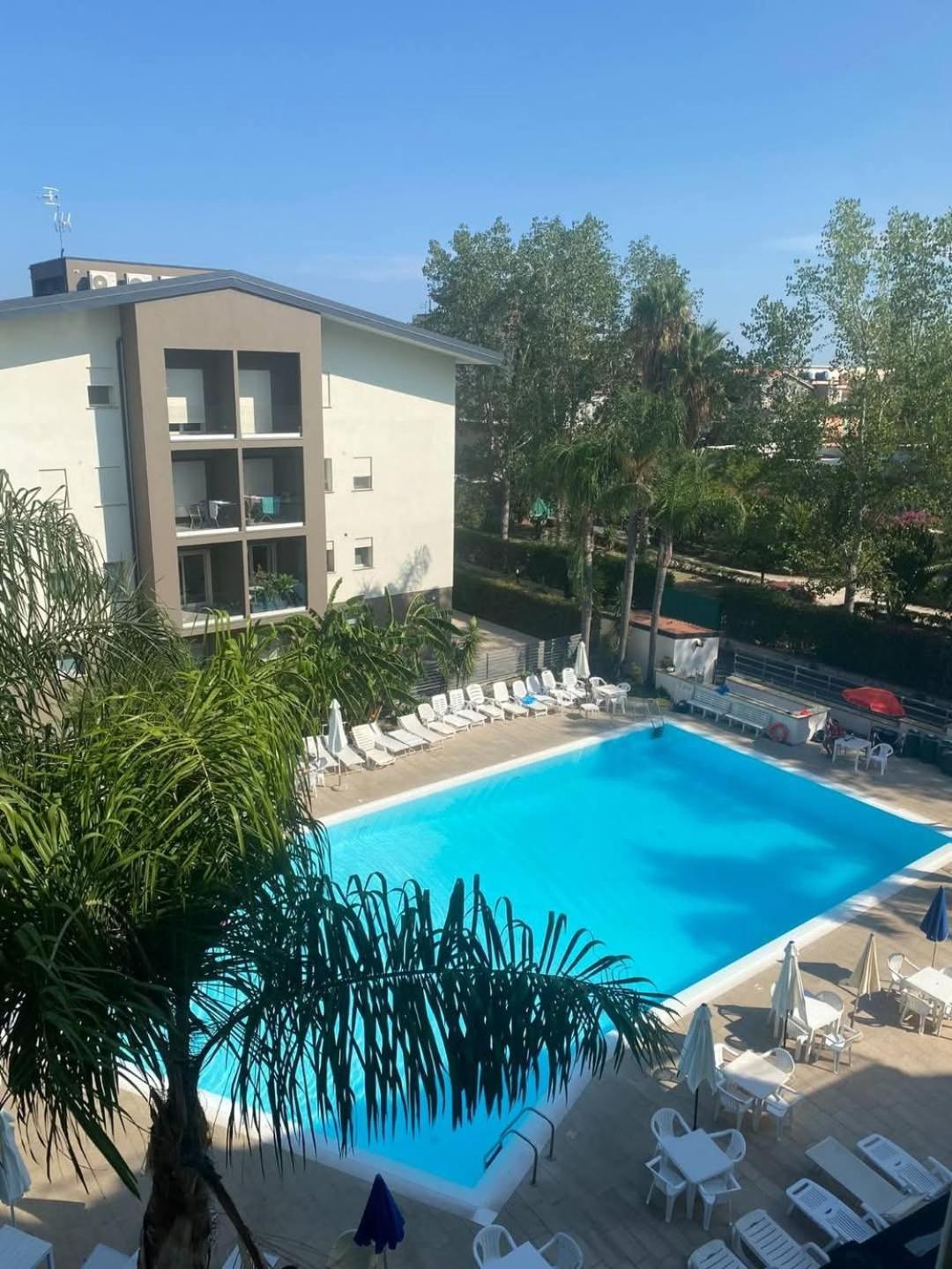 קלטביאנו Bouganville Residence מראה חיצוני תמונה